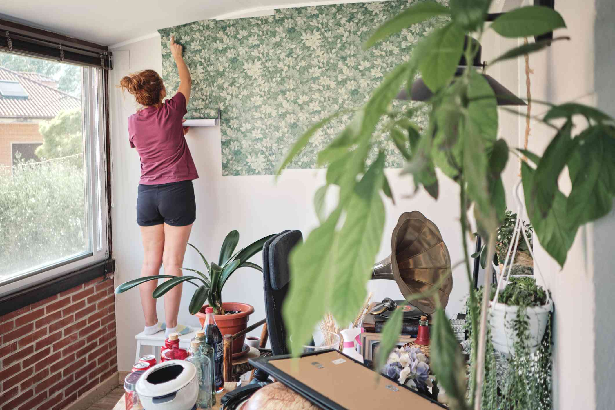 The way to Make Your Personal DIY Wallpaper and Save Cash