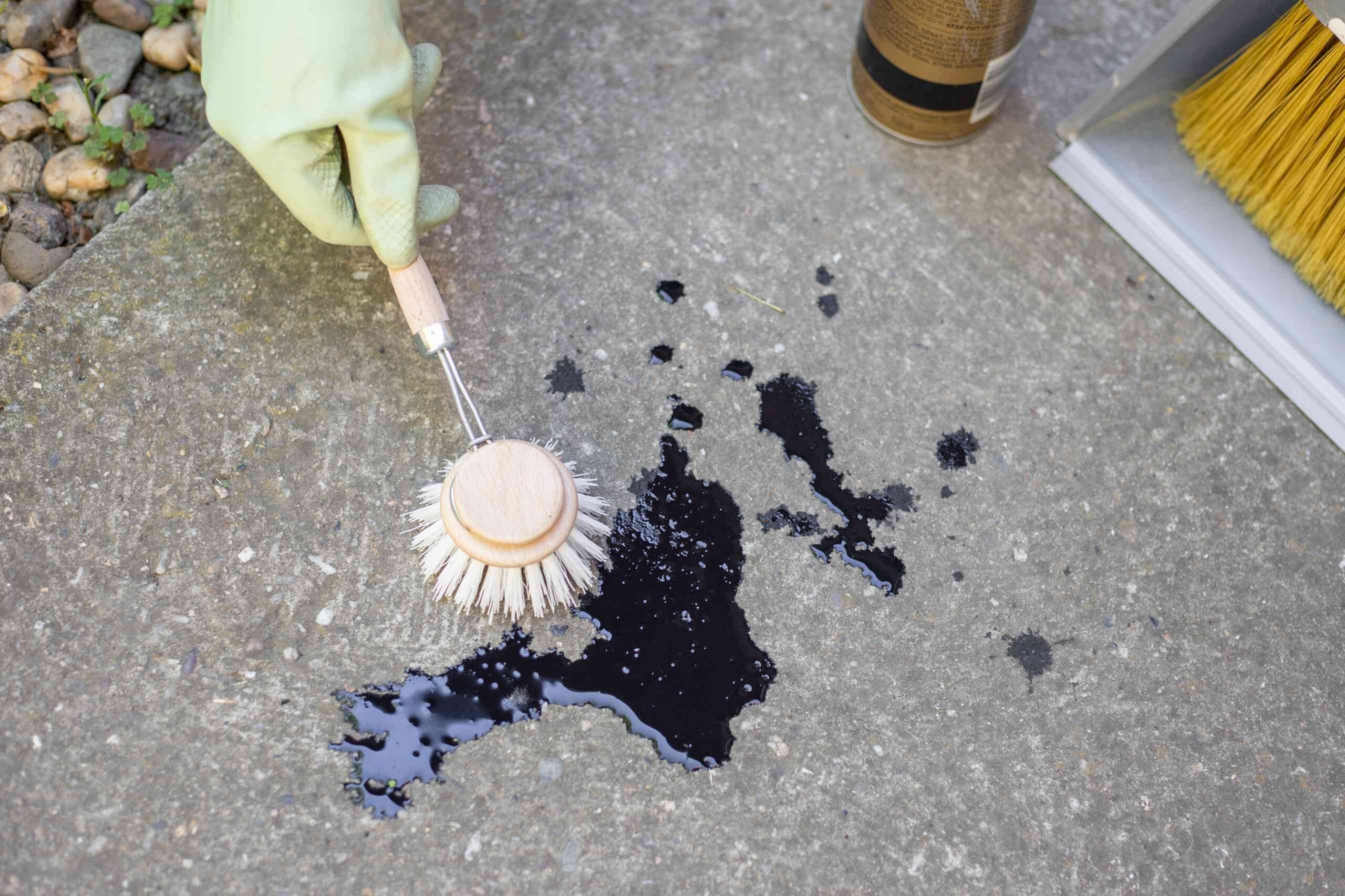 The right way to Take away Oil Stains From Concrete